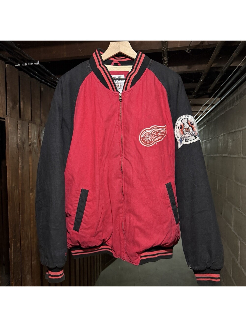 Vintage Mirage NHL Detroit Red Wings 1997 Stanley Cup Champs Varsity Jacket XL